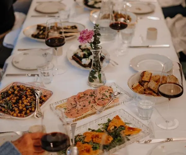 Ottmanngut And Breakfast 3*